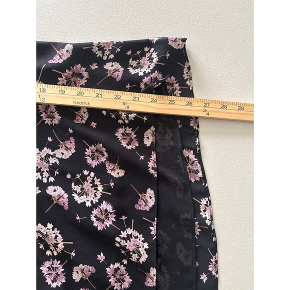 White House Black Market Sleeveless Top Shirt Women Medium Floral Dandelion Lace - Picture 8 of 11